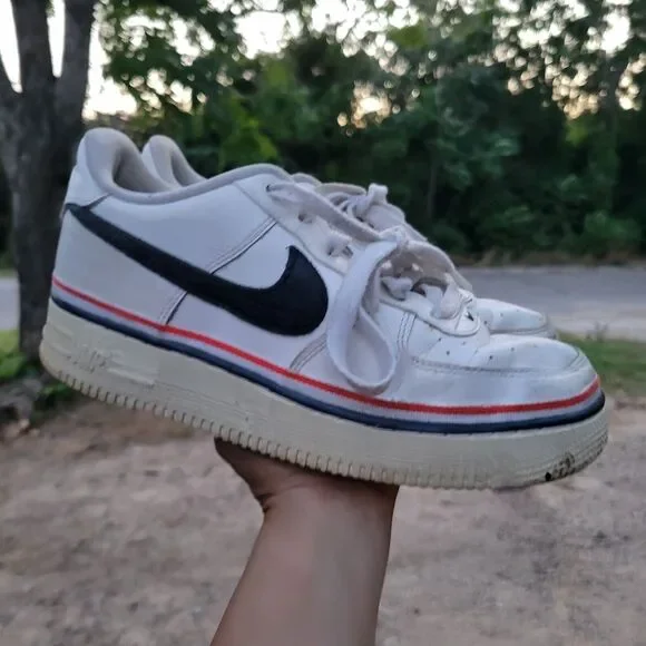 NIKE Air Force 1 Sneakers BOYS Size 6‎ USA Youth Platform SHOES Low Top Lace Up