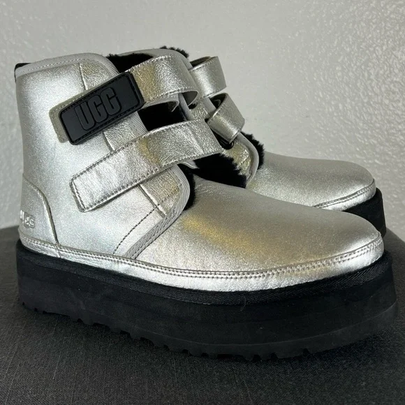 UGG Women’s Neumel Platform Leather Boots Womens Metallic Size 6