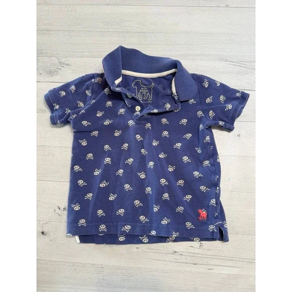 Mini Boden boys blue‎ skull and crossbones polo shirt 4/5