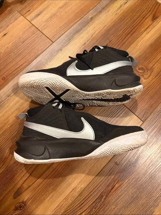 Boys Nike sneaker