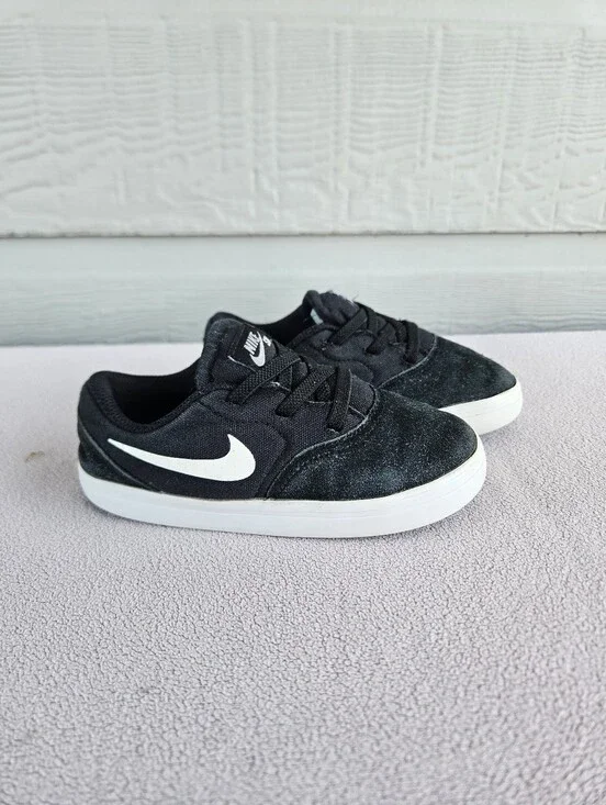 Nike SB Check TD Athletic Sneaker SZ 9C Sneaker Black Slip-On 716904-001