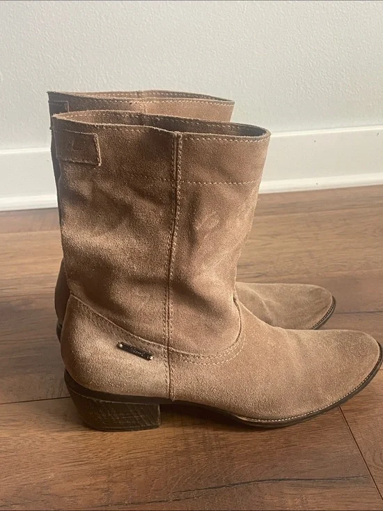 Diesel Womems Boots Size 9.5
