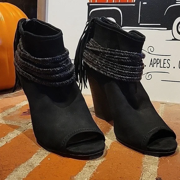 BCBGeneration open toe fringe black 3 1/2 in heel ankle boots with braid details