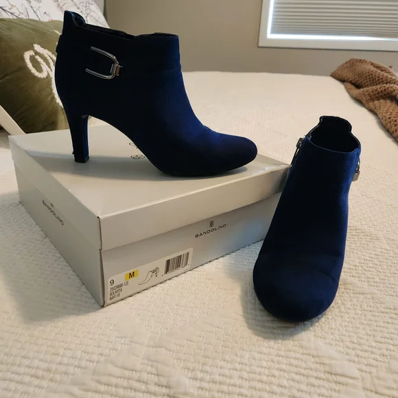 Bandolino Women's Blue Ankle Boots Sz 9.5