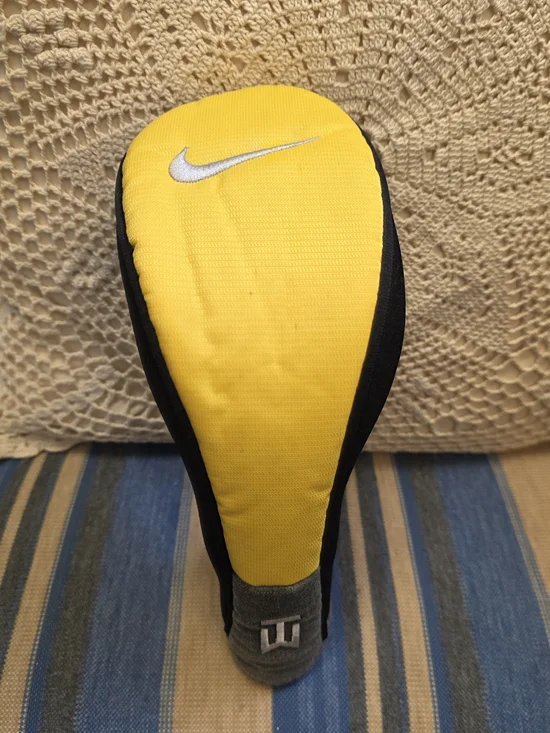 Nike Tiger Woods TW Junior Driver Headcover