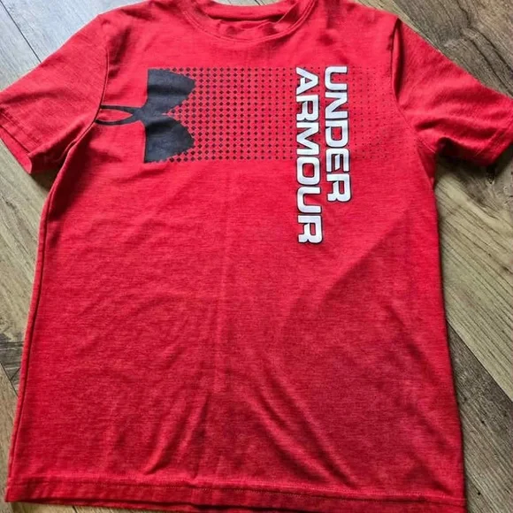 Under Armour‎ Red Tee with Black Logo