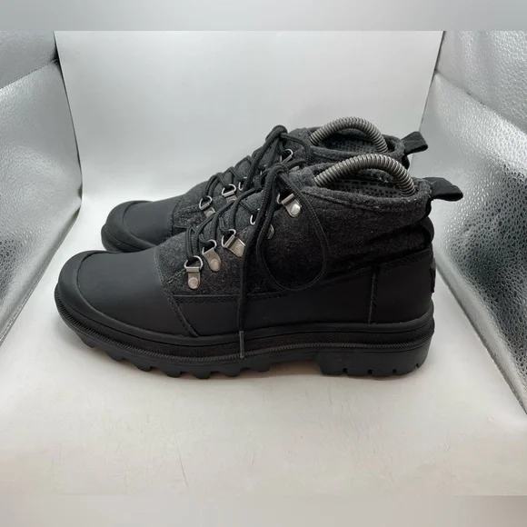 Toms Mesa grey wool water resistant boots size 7.5