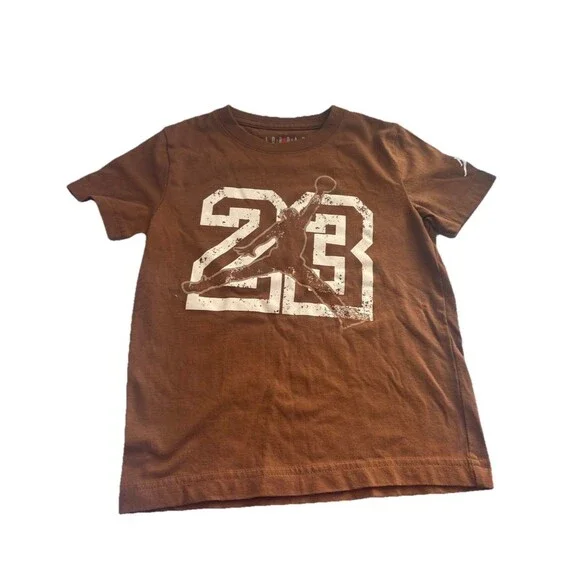 Nike Jordan Kids T-Shirt Size Medium 5-6 YRS. Brown White 23 Jumpman Graphic Tee