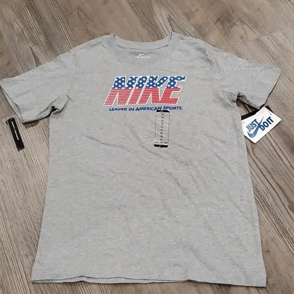 Nike Partriotic T-Shirt Size XL