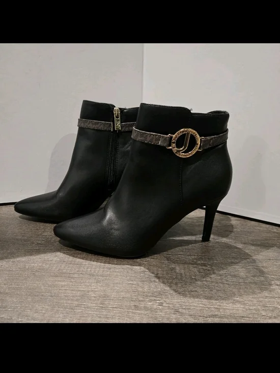 NWOT Jones New York Stiletto Booties Ankle Booties Women's Size 6.5