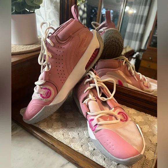 NIKE Air Zoom Crossover 2 Classic Athletic Sneakers Pink on Pink Girl's‎ Size 7Y