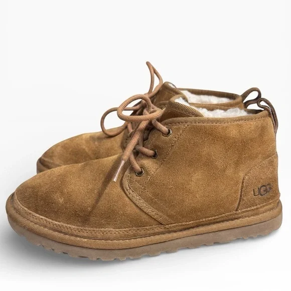 UGG Neumel Suede Chukka Boots Chestnut Shearling Lined Casual Size US 8 Women