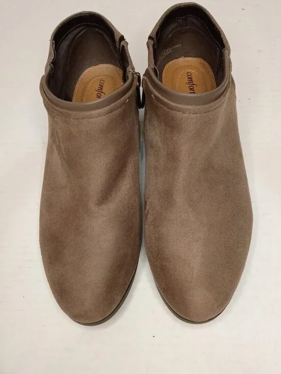 Comfortview Bexley Taupe Faux Suede Ankle Booties Women’s 9WW