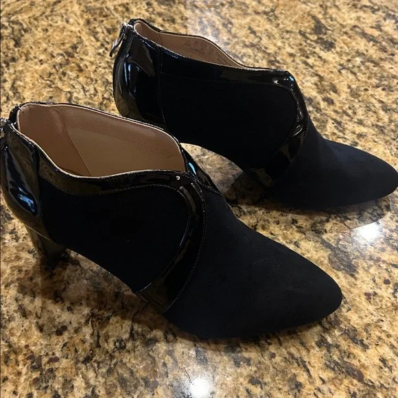 Life Stride black, microsuede heeled booties, sz 10, new | offer in description