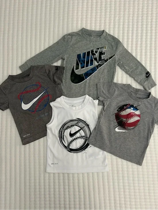 Nike Boys Gray and White Baseball Graphic Top Bundle Size 2T