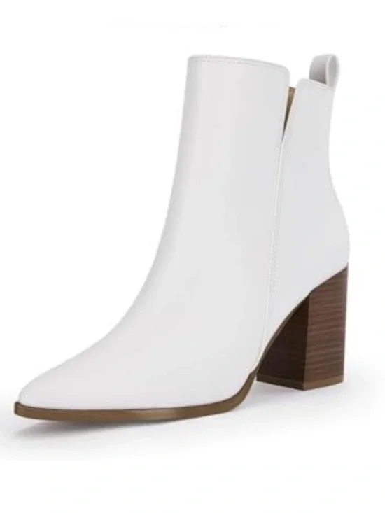 NWT Rilista Womens V Cutout Ankle Boots Pointed Toe Chunky 9.5  White  zipper
