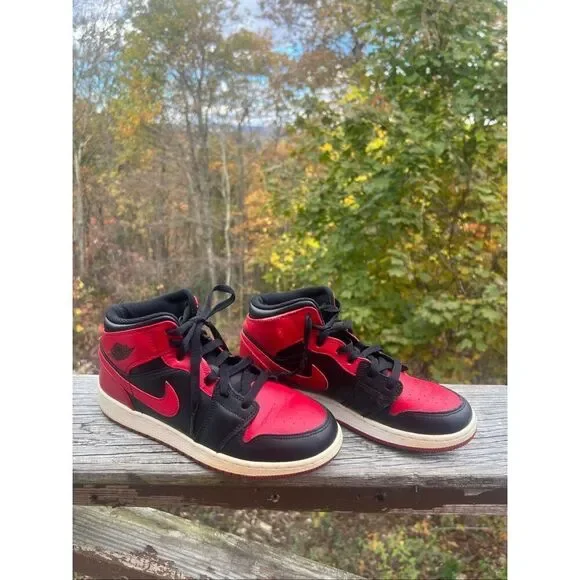 Nike Air Jordan 1 Mid 