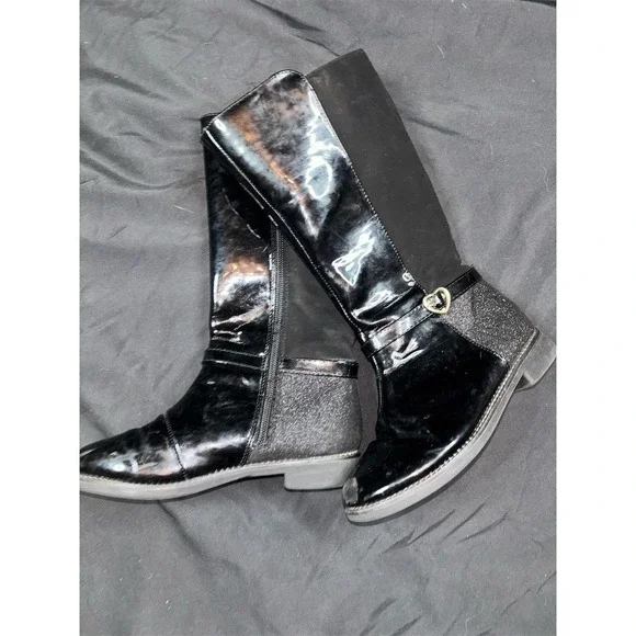 The Children's Place Girls Riding Boots Black Heart Buckle Zip Size 12 glitter