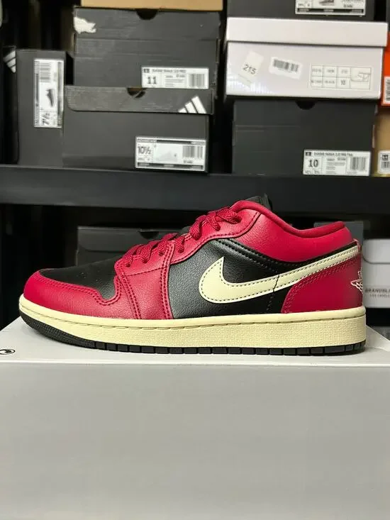 Jordan 1 Low Women’s Mystic Hibiscus / $120 Retail!! / Size 7.5 / Brand New!!