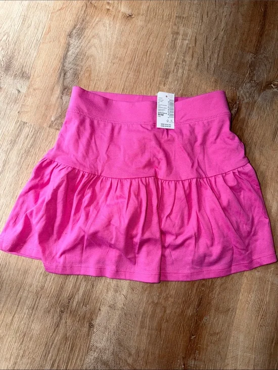 NWT Children's Place Girls' Hot Pink Tiered Skater Skort size medium 7/8