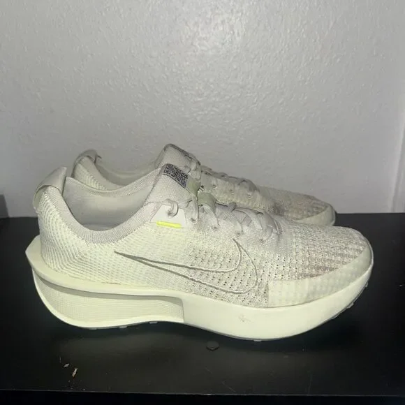 Nike Interact Run Size 10 Sea Glass Key Lime Women's Running Shoes FD2292-004