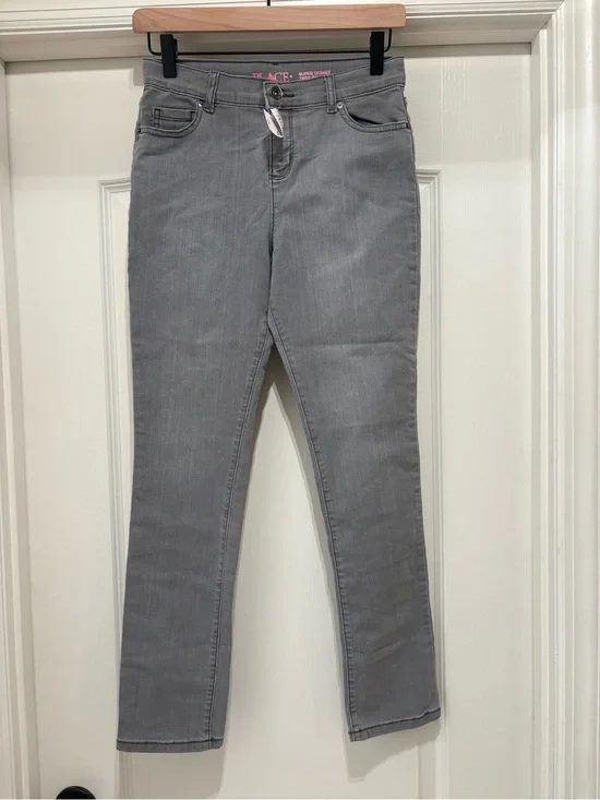 Girls The Children’s Place Super skinny gray jeans size 14 NWT