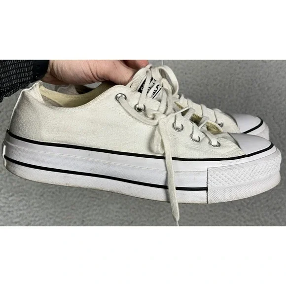 Converse Chuck Taylor All Star Lift Shoes Women 9 White Canvas Platform Sneakers