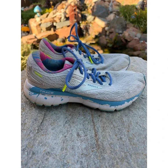 Brooks Trace 2 Womens Running Shoes White Blue Tie Dye 1203751B130 Size 8