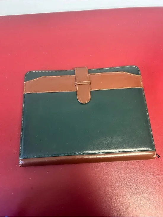 Vintage Two-Tone Green and Brown Leather Zip Folio Organizer NIB