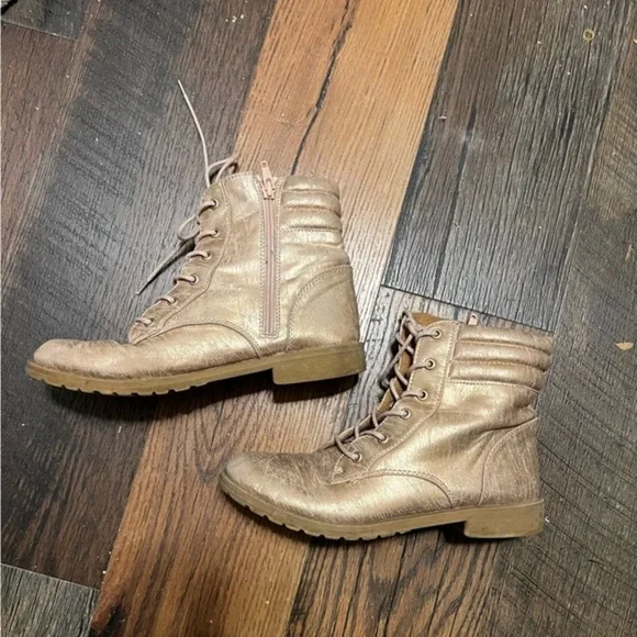 Girls Boots​​​