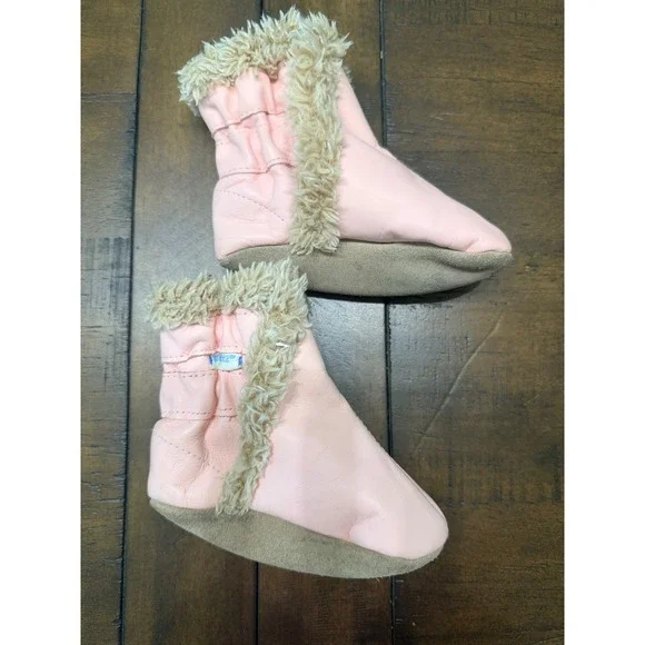 Robeez Baby Girl Pink Leather Faux Fur Trim Booties Shoes 6-12 Months 65-3279P
