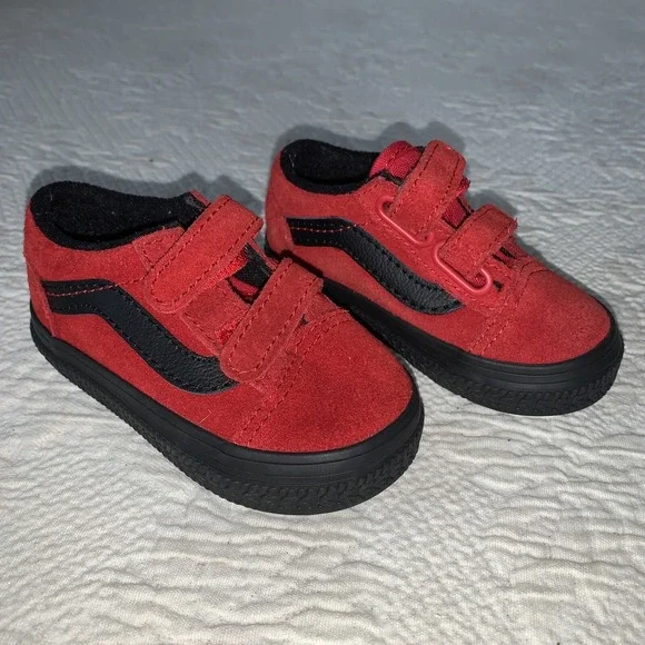Vans Toddlers Old Skool  RED Black TRIM Toddler Size US 4 Shoes Sneakers‎ EUC