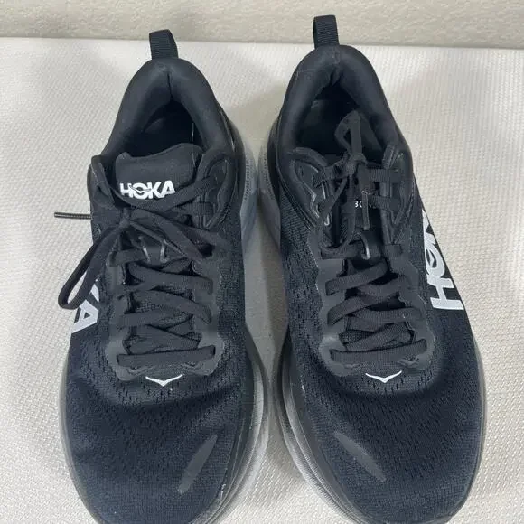 Hoka‎ One One Women's Bondi 8 Black/White Running Shoes 127952/BWHT - Size 9.5 B