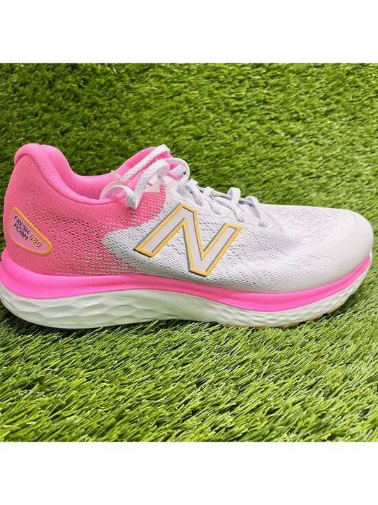New Balance Fresh Foam 680v7 Womens Size 10D Pink Athletic Running Shoes Sneaker