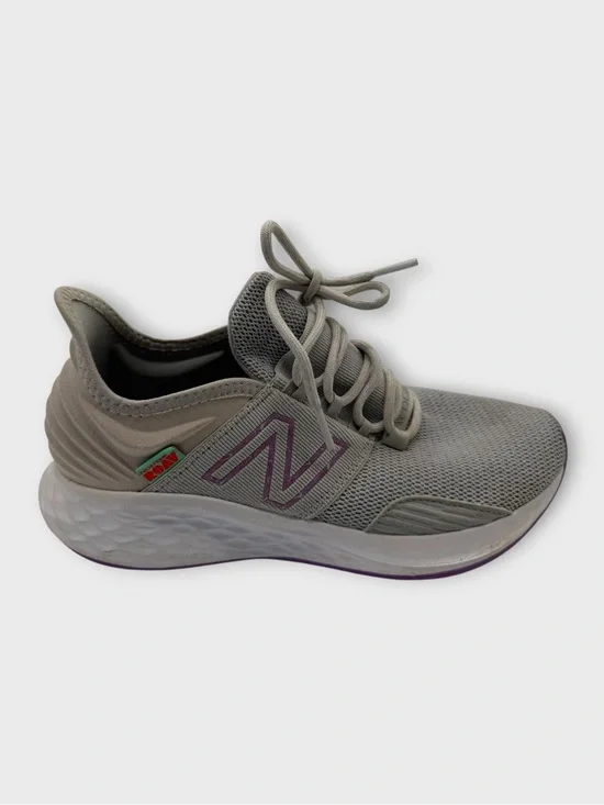 New‎ Balance Fresh Foam Roav Women’s Running 6.5 Fair Condition