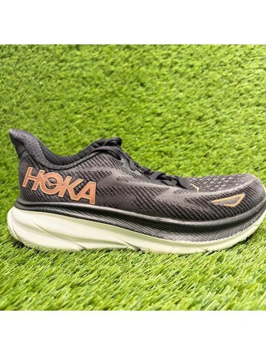 Hoka One One Clifton 9 Womens Size 6.5 Black Athletic Running Shoes Sneakers