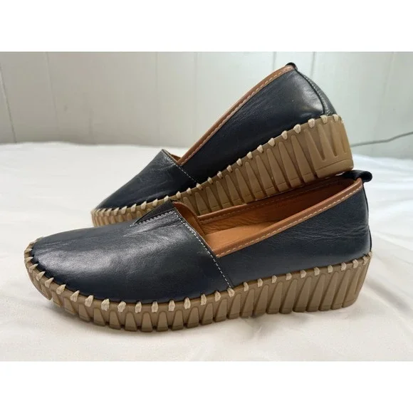 Spring Step Tispea Leather Shoes Womens 7.5 Navy  Slip On Comfort Wedge Loafer