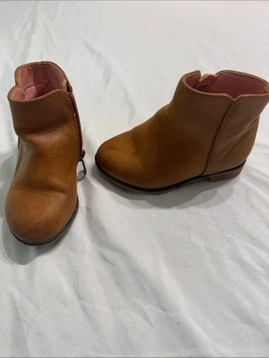 Cat & Jack Brown Toddler Ankle Boots with Side Zip