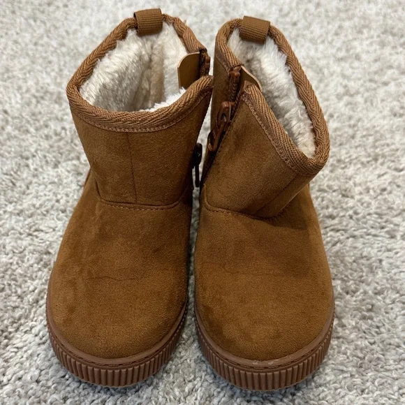 Cozy Faux Suede Fur-Lined Toddler Boots - Brown
