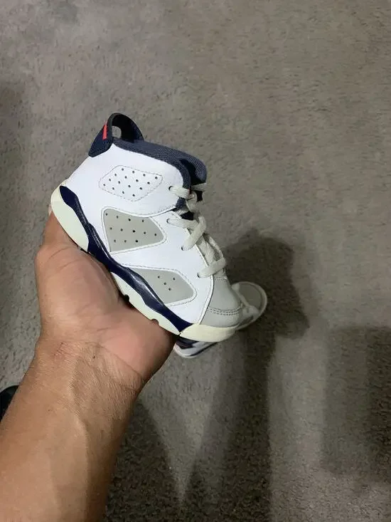 Size 8c- Air Jordan 6 Retro Tinker White/Infrared 23 TD Toddler 384667 104