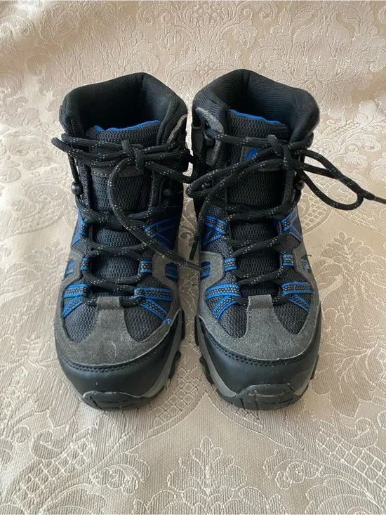 Kids Black and Blue Trail Boots — Supportive Outdoor Footwear