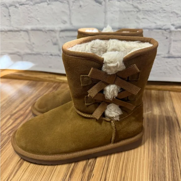 Koolaburra by UGG Tan Kids Boots with Bows, sz 2