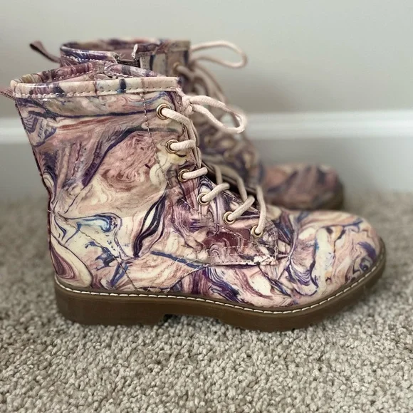 Steve Madden Marble Combat Boot Pink and Purple Girls Size 4