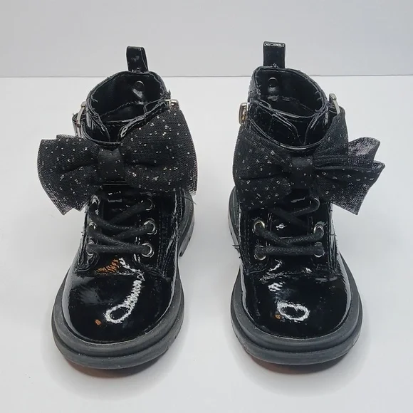 Nine West toddler combat‎ boots in black patent leather