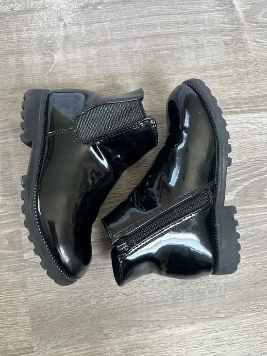 Mix No. 6 Kids Black Patent Chelsea Boots with Side Zipper