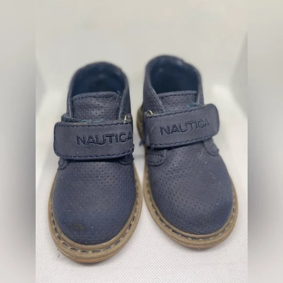 Nautica toddler boots dark navy blue size 6 Preowned in great condition