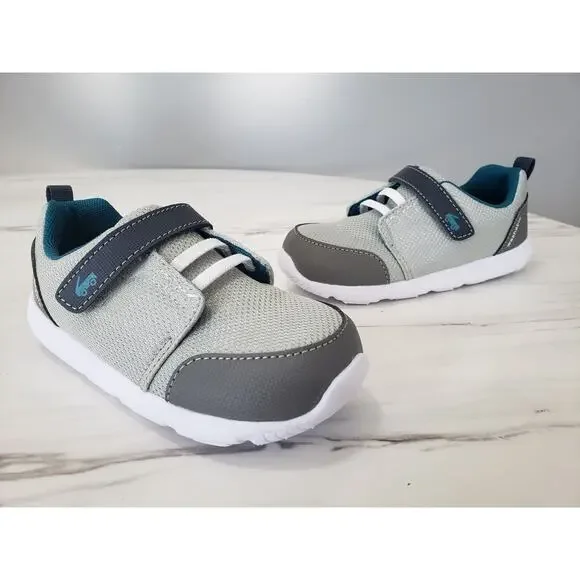 NEW EASY ON See Kai Run Kids Stryker FlexiRun Gray‎ Shoe Baby Size 4 Infant