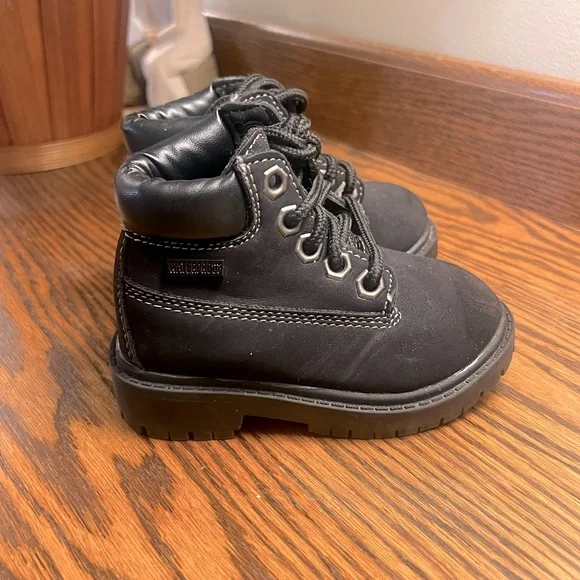 Trailguide‎ 5c black waterproof boots
