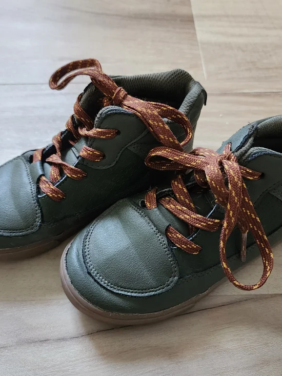 OshKosh B'Gosh Toddler Boys Castle Fashion Boots Size 11 M Dark Green