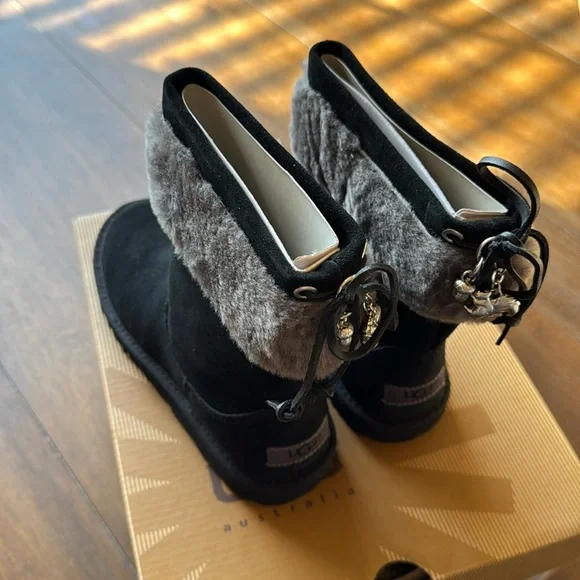 New Size 1 Ugg K Pollie Suede Wool Boots with squirrel and acorn details
